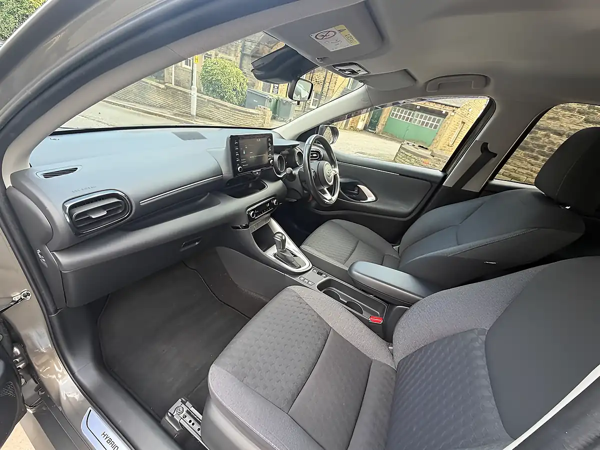 Used 2021 Toyota Yaris Design Bronze - Interior and Exterior details 18