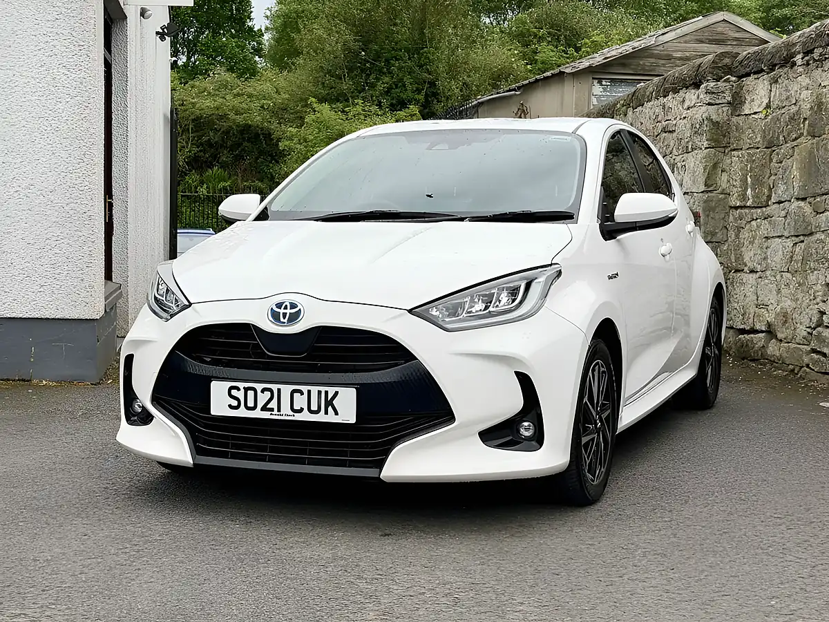 Used 2021 Toyota Yaris Design White - Interior and Exterior details 14