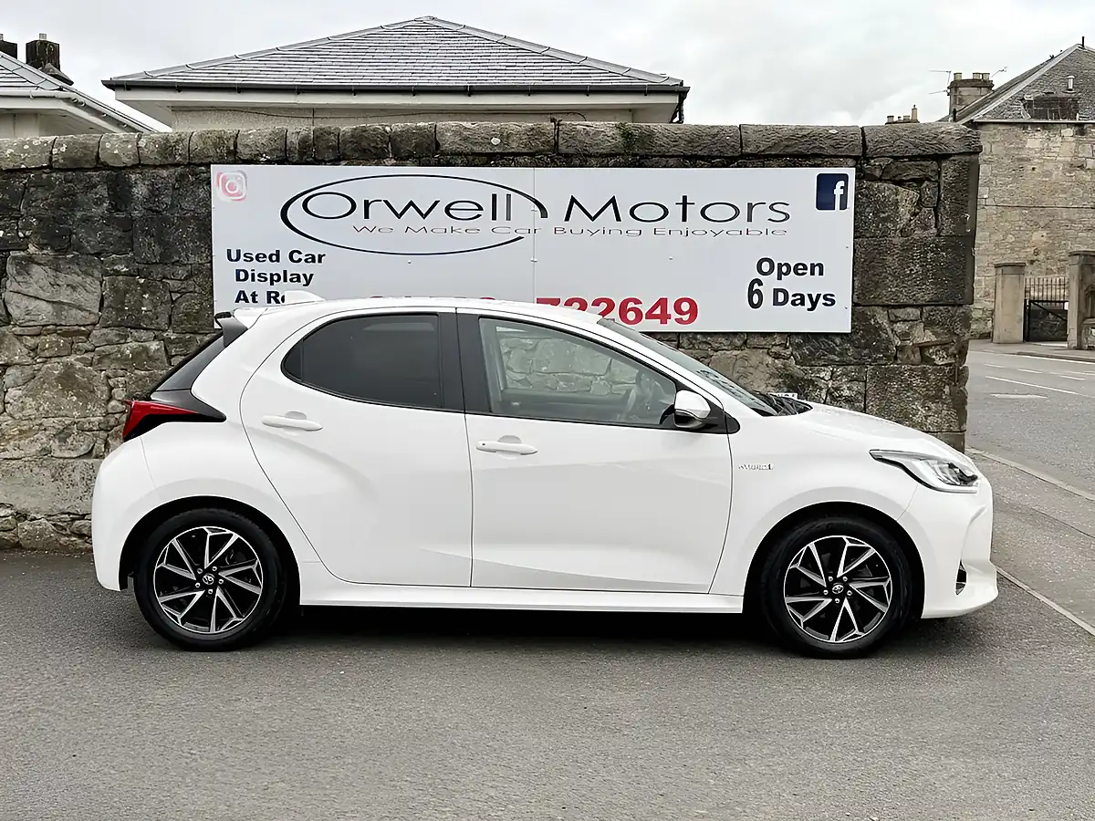 Used 2021 Toyota Yaris Design White - Interior and Exterior details 3