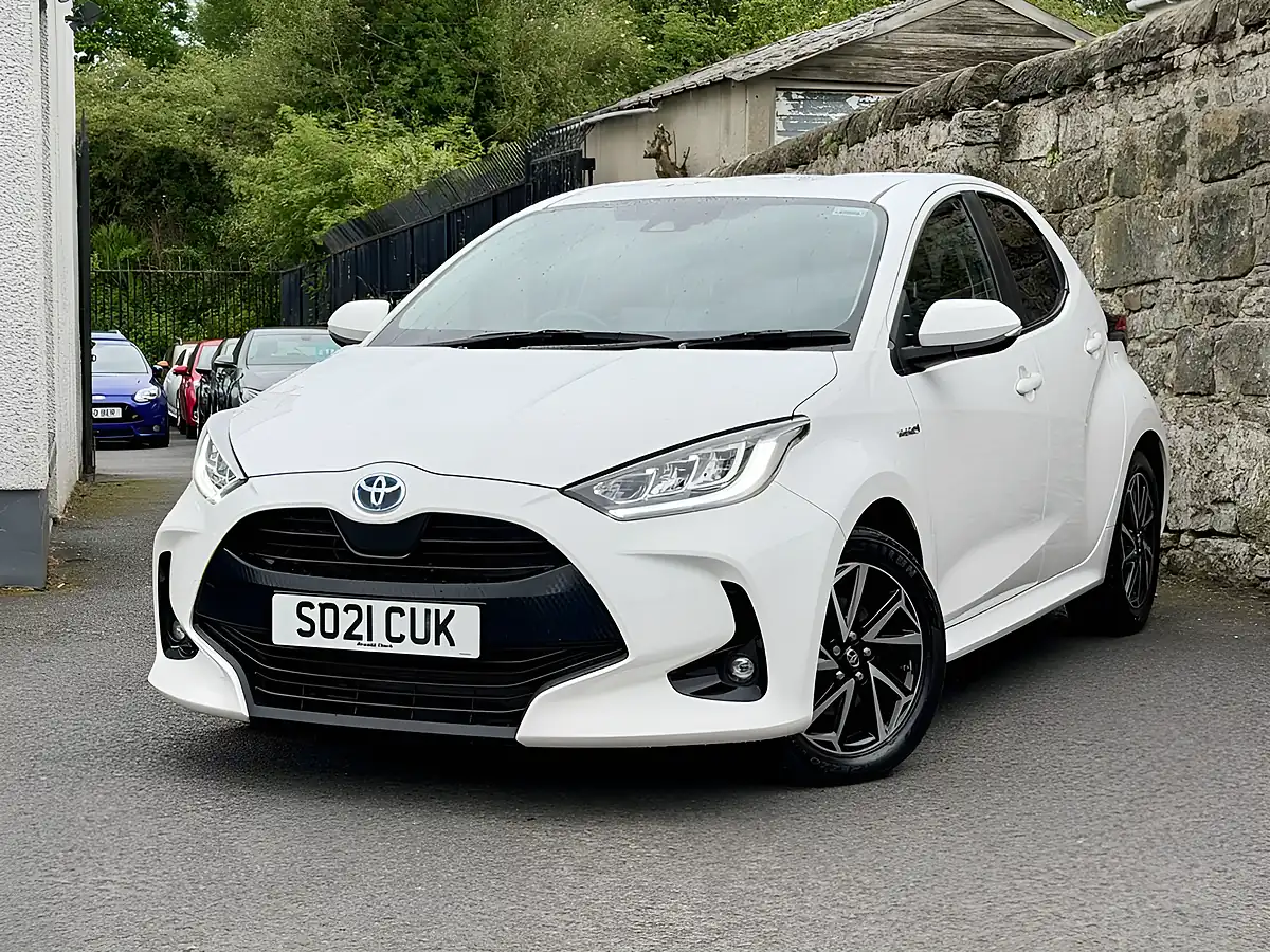 Used 2021 Toyota Yaris Design White - Interior and Exterior details 4