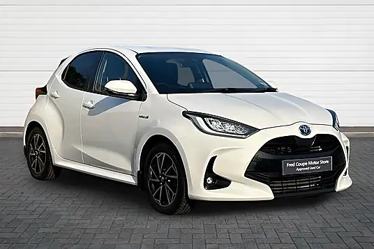2021 Toyota Yaris Design 1.5 VVT-h