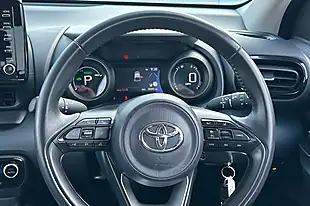 Used 2021 Toyota Yaris Design White - Interior and Exterior details 13