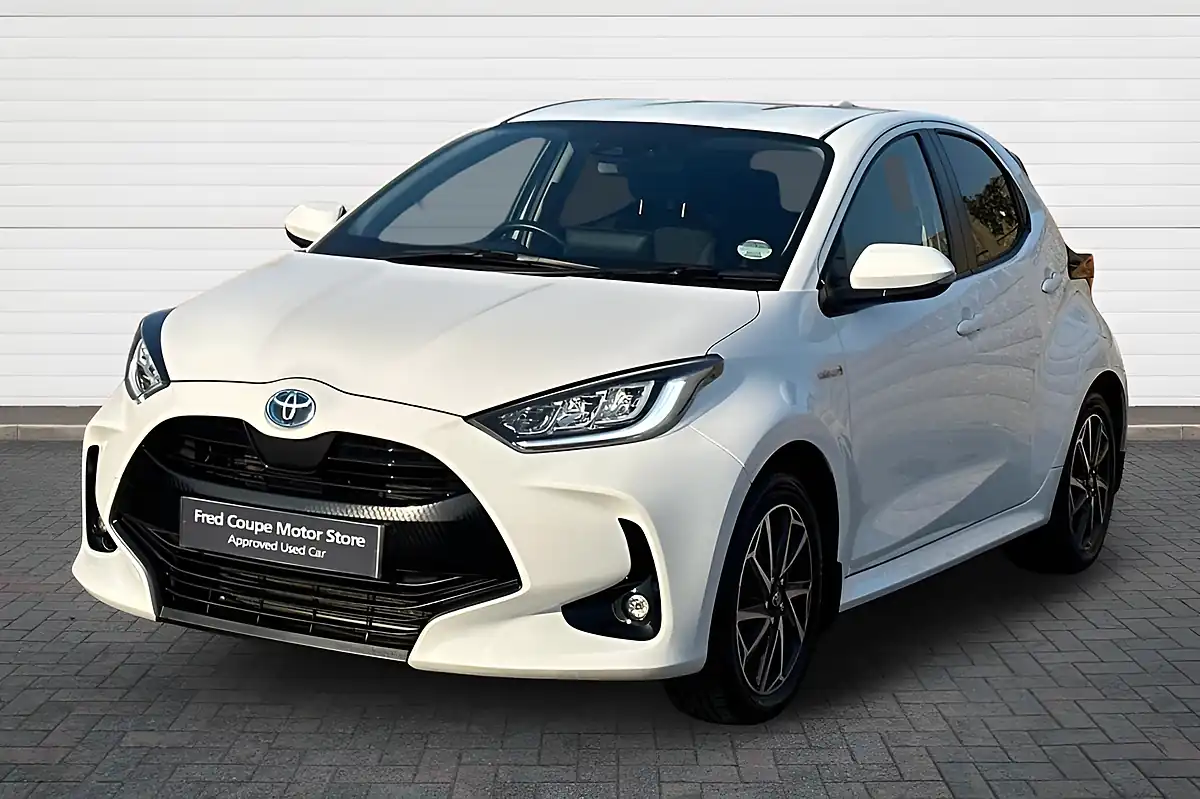 Used 2021 Toyota Yaris Design White - Interior and Exterior details 7