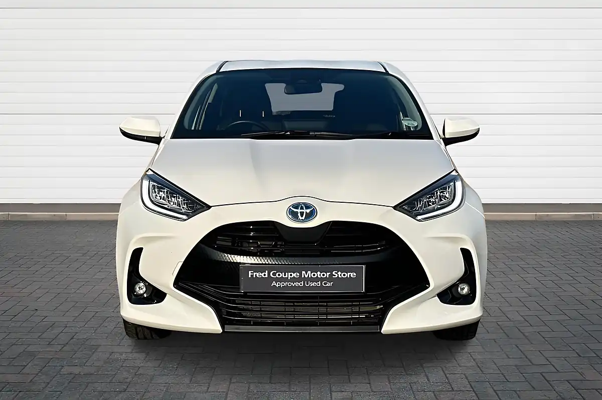 Used 2021 Toyota Yaris Design White - Interior and Exterior details 8