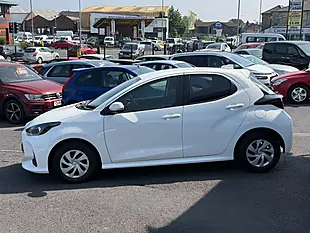Used 2021 Toyota Yaris Design White - Interior and Exterior details 10