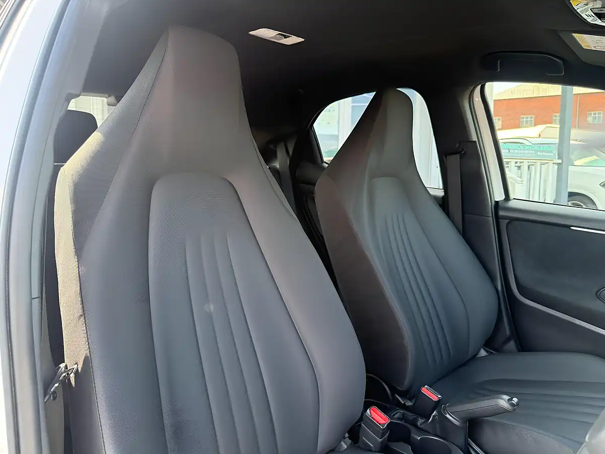 Used 2021 Toyota Yaris Design White - Interior and Exterior details 12