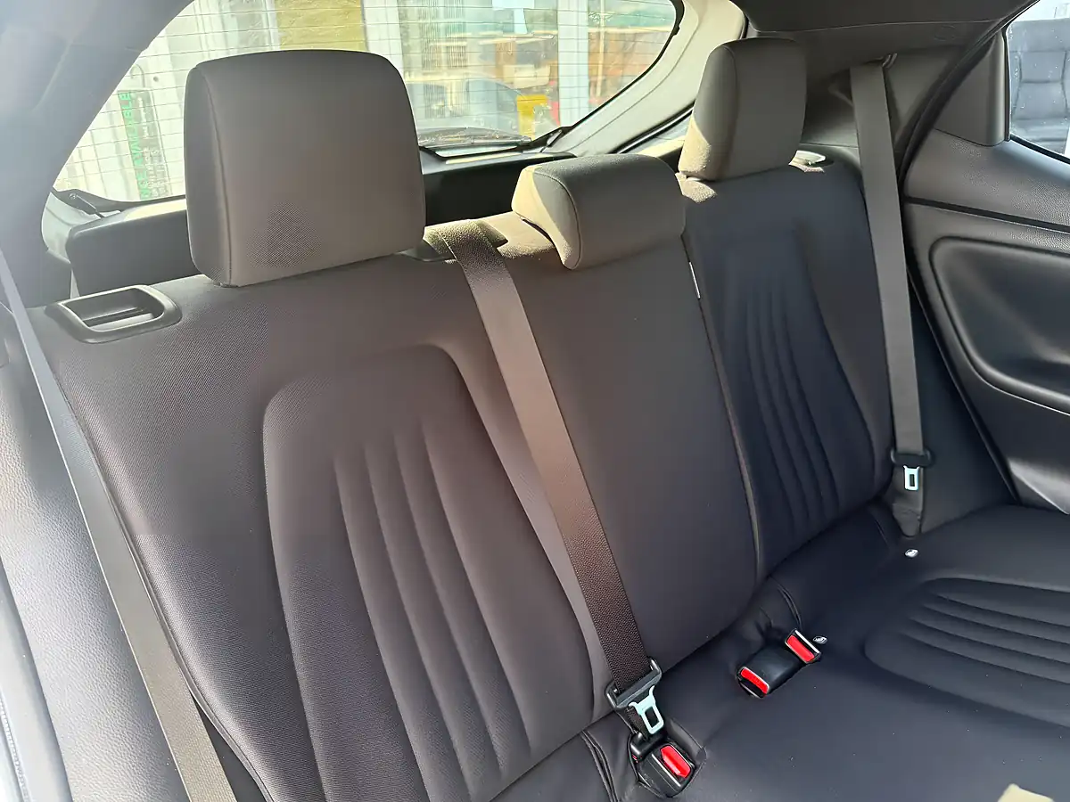 Used 2021 Toyota Yaris Design White - Interior and Exterior details 4