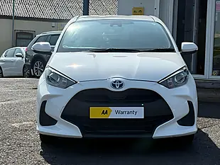 Used 2021 Toyota Yaris Design White - Interior and Exterior details 7