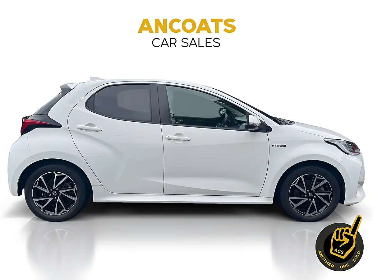 Used 2021 Toyota Yaris Design White - Interior and Exterior details 4