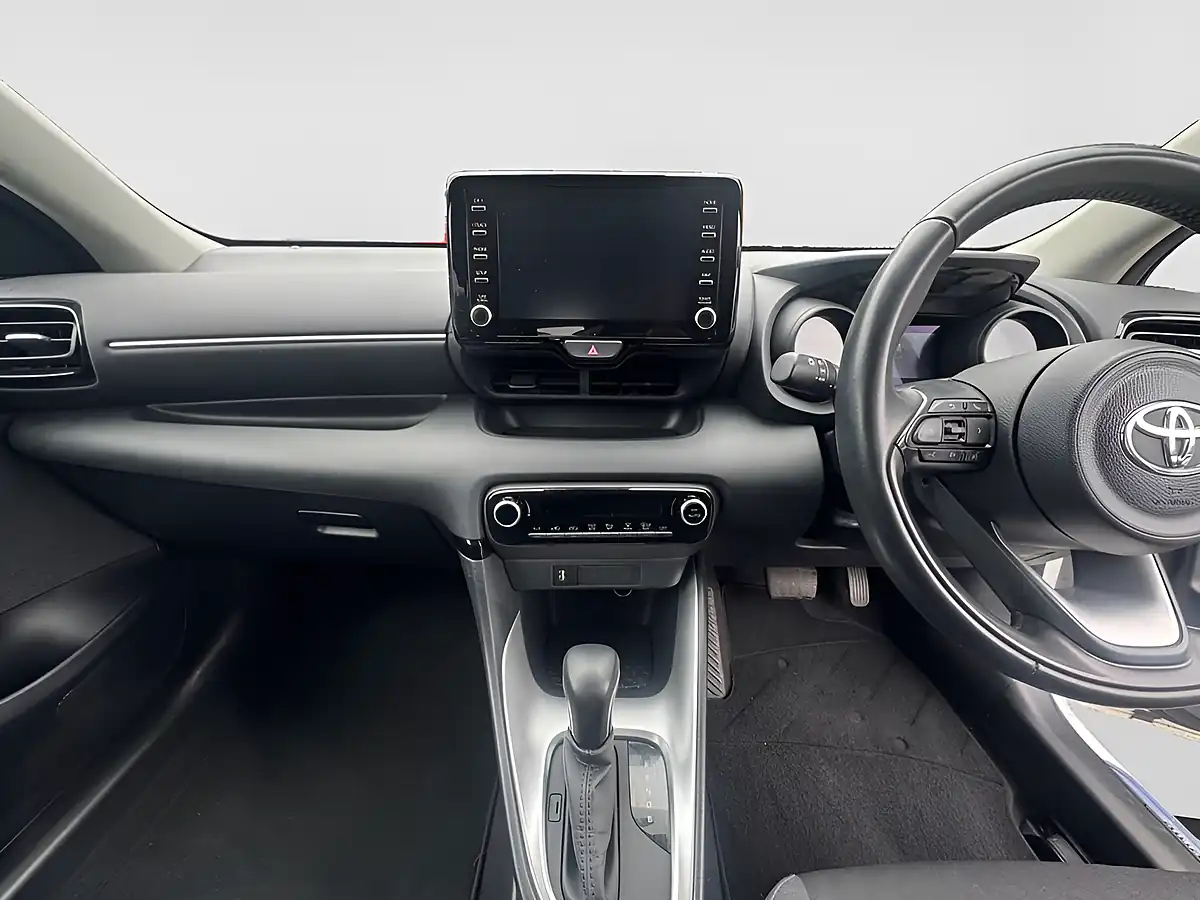 Used 2021 Toyota Yaris Design White - Interior and Exterior details 9