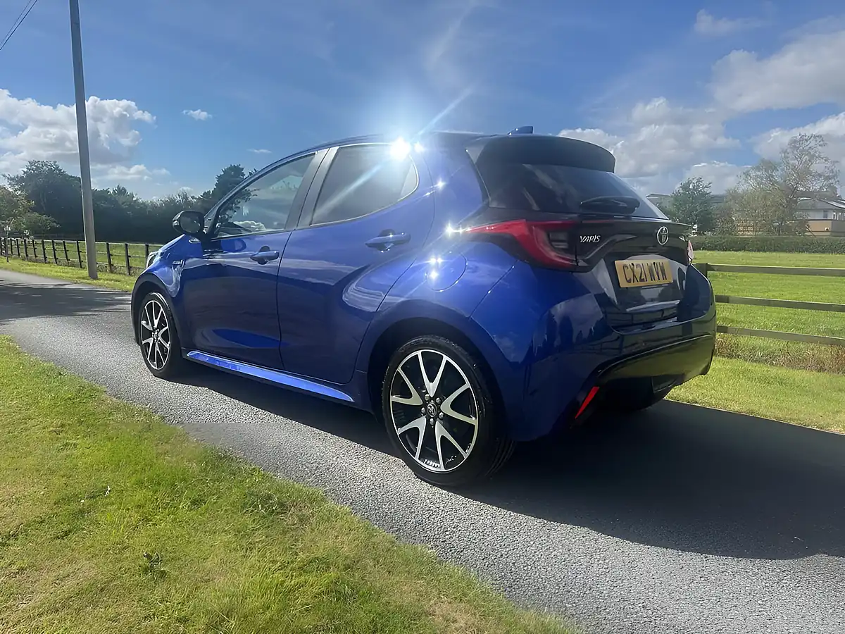Used 2021 Toyota Yaris Dynamic Blue - Interior and Exterior details 5