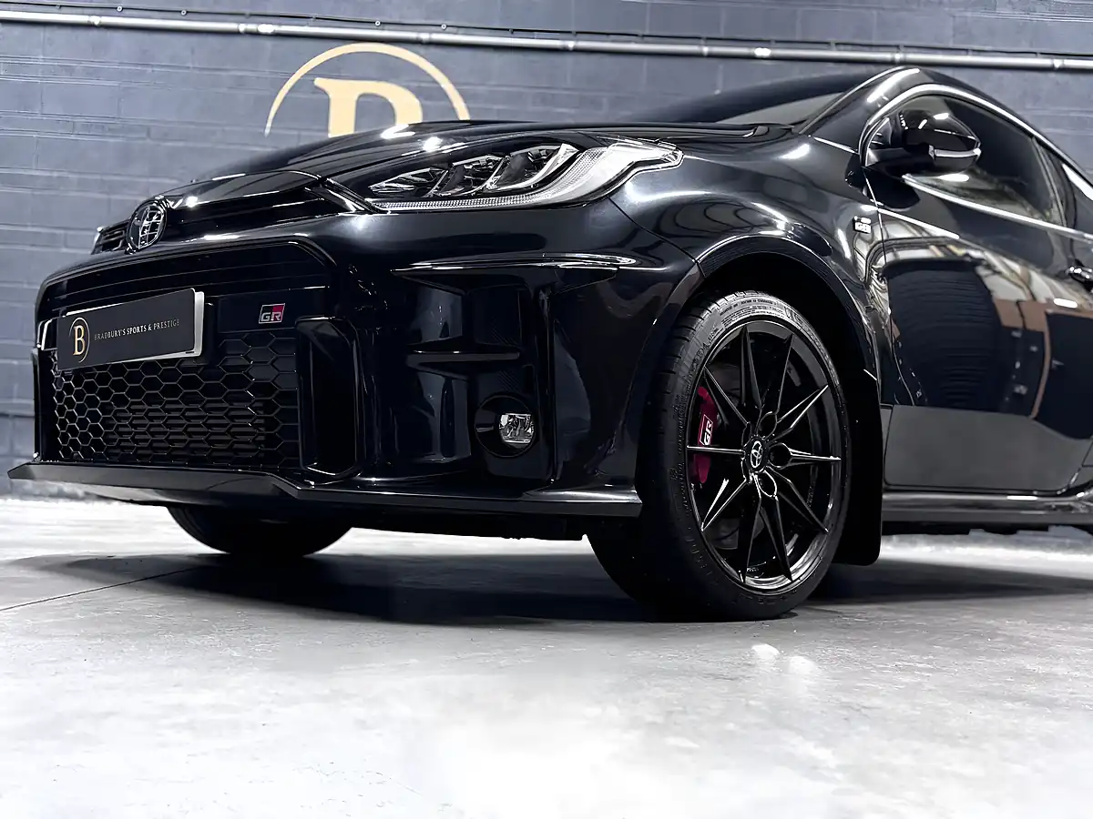 Used 2021 Toyota Yaris Gr Circuit Black - Interior and Exterior details 11