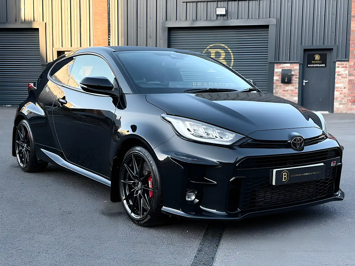 Used 2021 Toyota Yaris Gr Circuit Black - Interior and Exterior details 8