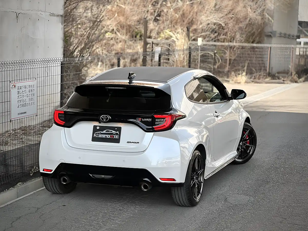 Used 2021 Toyota Yaris Gr Rz High Performance White - Interior and Exterior details 11