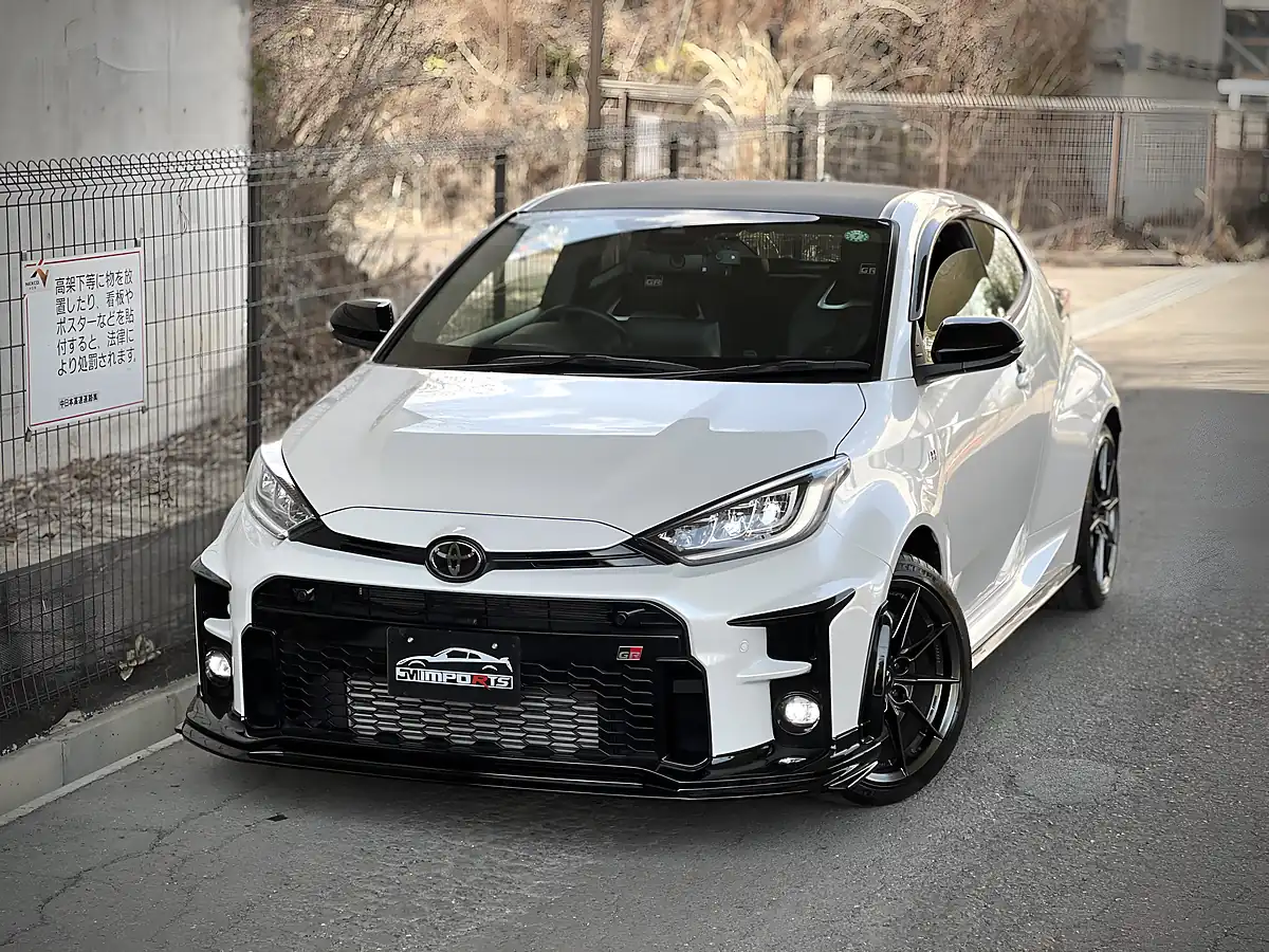 Used 2021 Toyota Yaris Gr Rz High Performance White - Interior and Exterior details 6