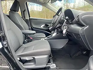 Used 2021 Toyota Yaris Icon Decuma Grey - Interior and Exterior details 14