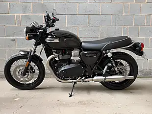 Used 2021 Triumph Bonneville T100 - Interior and Exterior details 5
