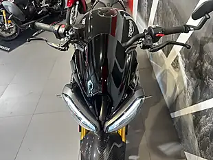 Used 2021 Triumph Speed Triple 1200 RS Black - Interior and Exterior details 11