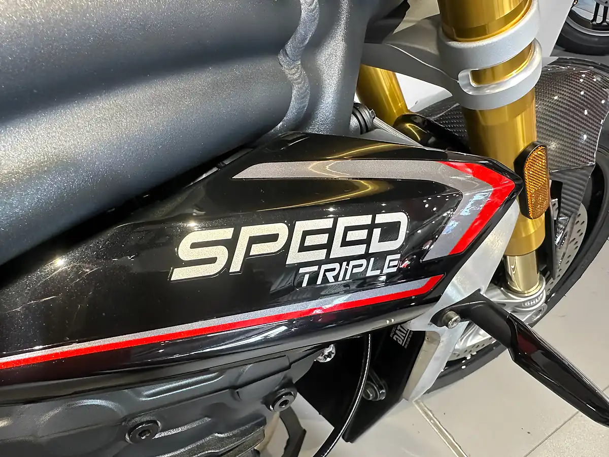 Used 2021 Triumph Speed Triple 1200 RS Black - Interior and Exterior details 12