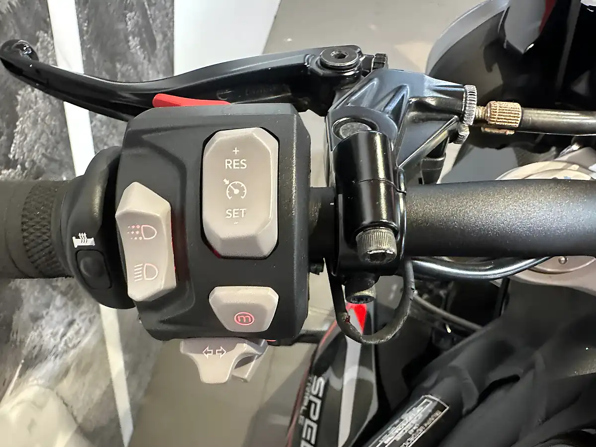 Used 2021 Triumph Speed Triple 1200 RS Black - Interior and Exterior details 16