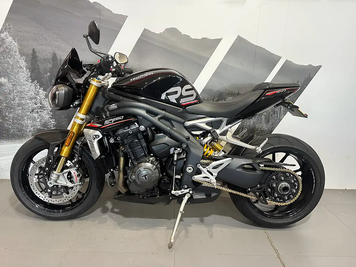 Used 2021 Triumph Speed Triple 1200 RS Black - Interior and Exterior details 2