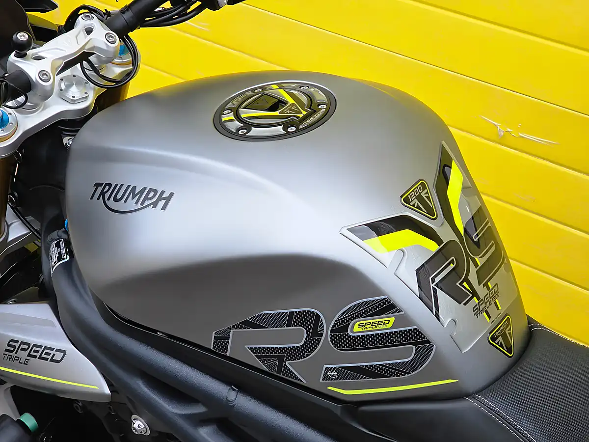 Used 2021 Triumph Speed Triple RS Silver - Interior and Exterior details 18