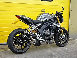 Used 2021 Triumph Speed Triple RS Silver - Interior and Exterior details 4