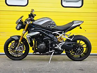 Used 2021 Triumph Speed Triple RS Silver - Interior and Exterior details 5