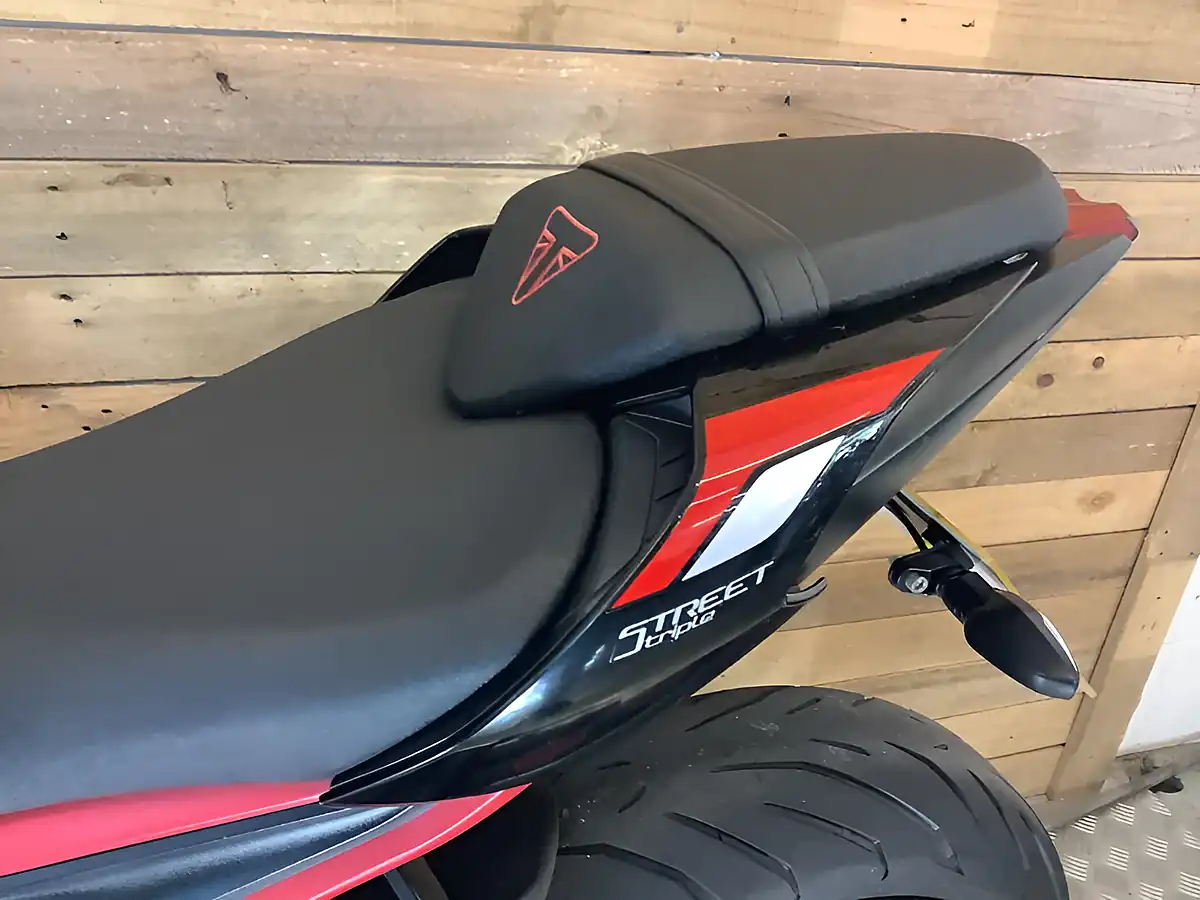 Used 2021 Triumph Street Triple R X-Ring Euro 5 Black - Interior and Exterior details 11