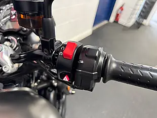 Used 2021 Triumph Street Twin - Interior and Exterior details 13