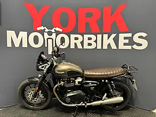 Used 2021 Triumph Street Twin - Interior and Exterior details 2