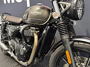 Used 2021 Triumph Street Twin - Interior and Exterior details 8
