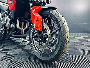 Used 2021 Triumph Tiger 900 GT Pro Red - Interior and Exterior details 15