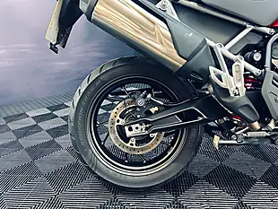 Used 2021 Triumph Tiger 900 GT Pro Red - Interior and Exterior details 18