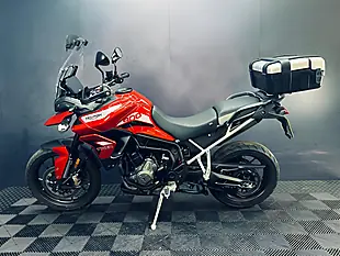 Used 2021 Triumph Tiger 900 GT Pro Red - Interior and Exterior details 3