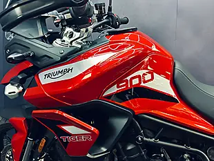 Used 2021 Triumph Tiger 900 GT Pro Red - Interior and Exterior details 6
