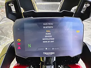 Used 2021 Triumph Tiger 900 GT Pro Red - Interior and Exterior details 14