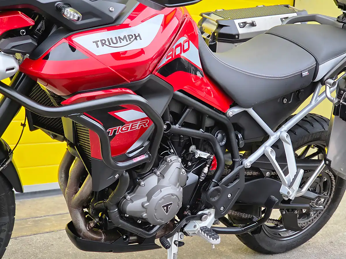 Used 2021 Triumph Tiger 900 GT Pro Red - Interior and Exterior details 19