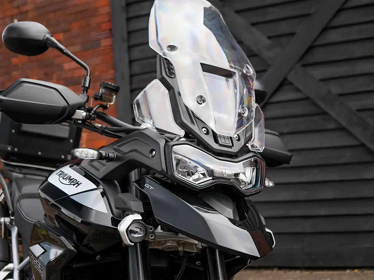 Used 2021 Triumph Tiger 900 GT Sapphire Black - Interior and Exterior details 6