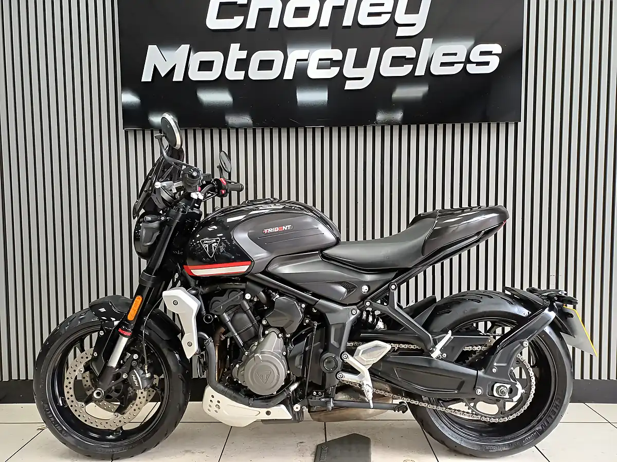 Used 2021 Triumph Trident 660 Black - Interior and Exterior details 2