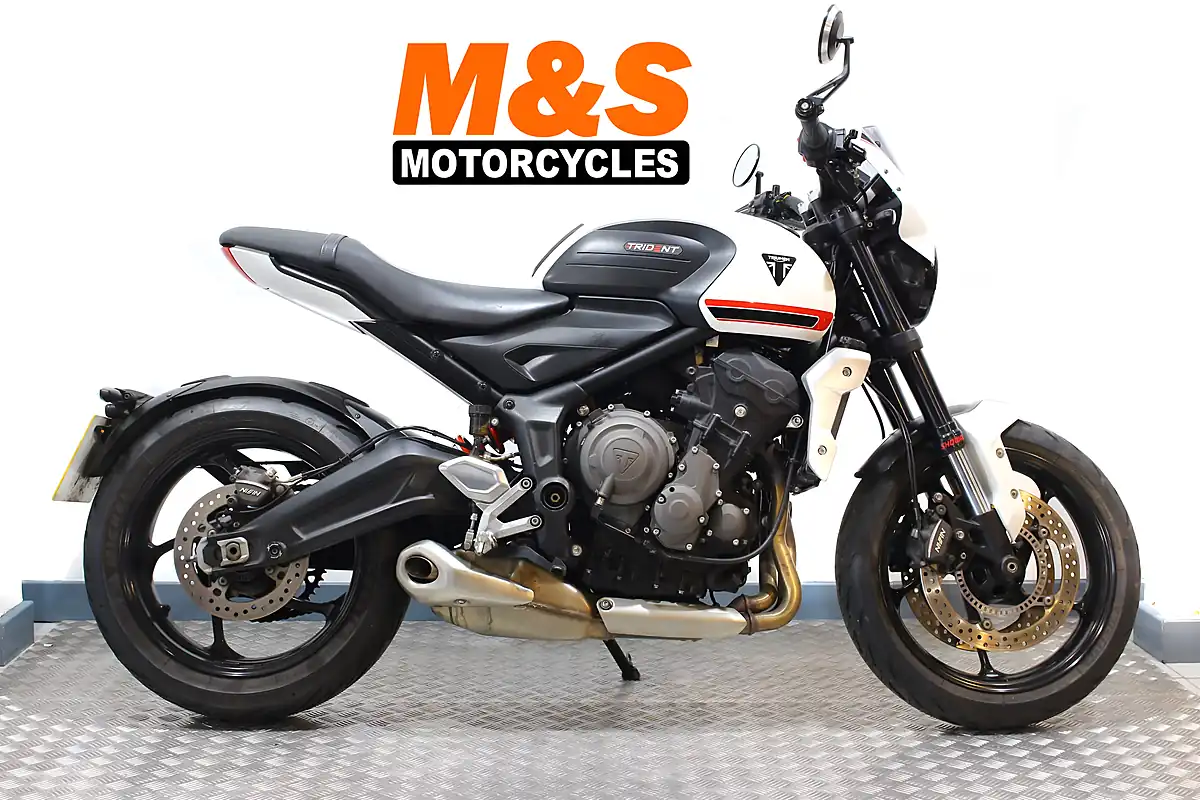 Used 2021 Triumph Trident White - Front View