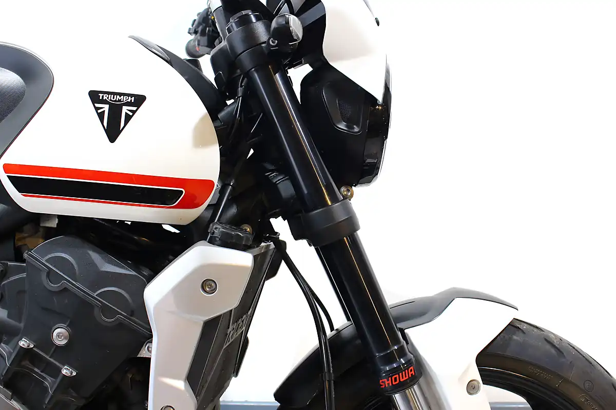 Used 2021 Triumph Trident White - Interior and Exterior details 4