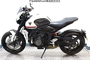 Used 2021 Triumph Trident White - Interior and Exterior details 9