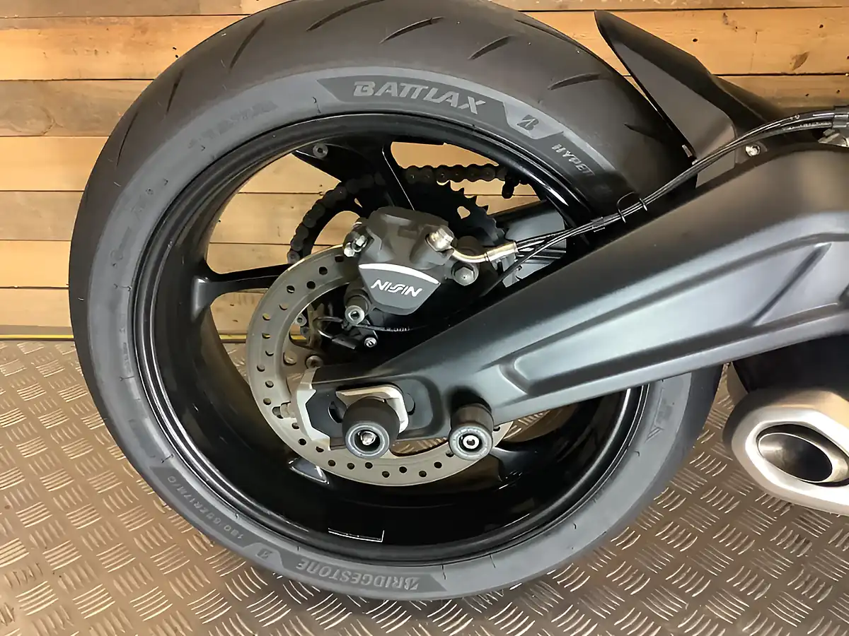 Used 2021 Triumph Trident X-Ring White - Interior and Exterior details 20