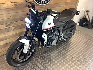 Used 2021 Triumph Trident X-Ring White - Interior and Exterior details 3