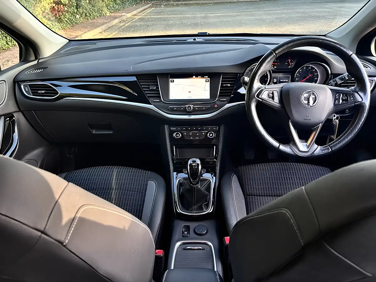 Used 2021 Vauxhall Astra Griffin Edition Black - Interior and Exterior details 9