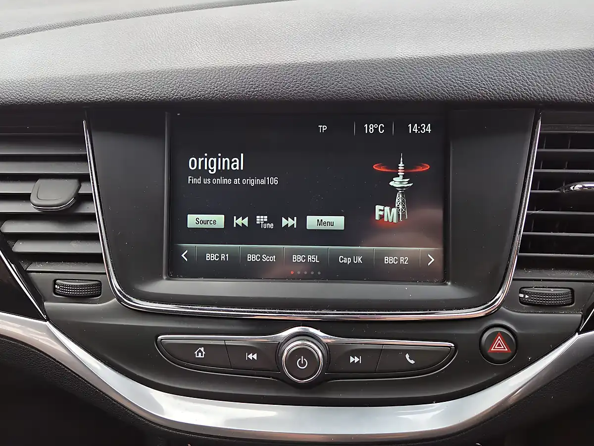 Used 2021 Vauxhall Astra Griffin Edition White - Interior and Exterior details 10