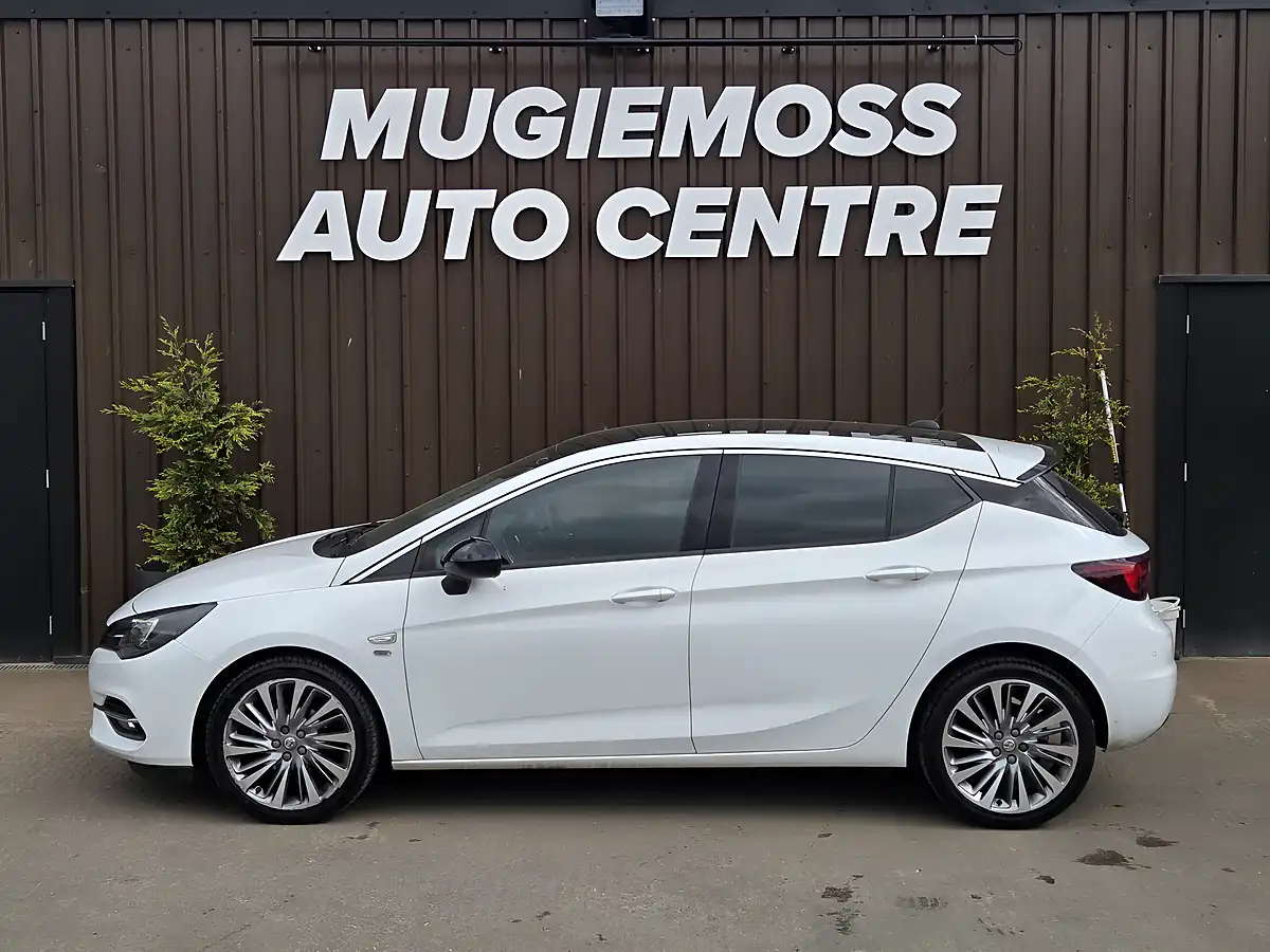 Used 2021 Vauxhall Astra Griffin Edition White - Interior and Exterior details 4