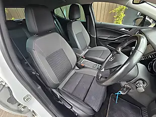 Used 2021 Vauxhall Astra Griffin Edition White - Interior and Exterior details 6
