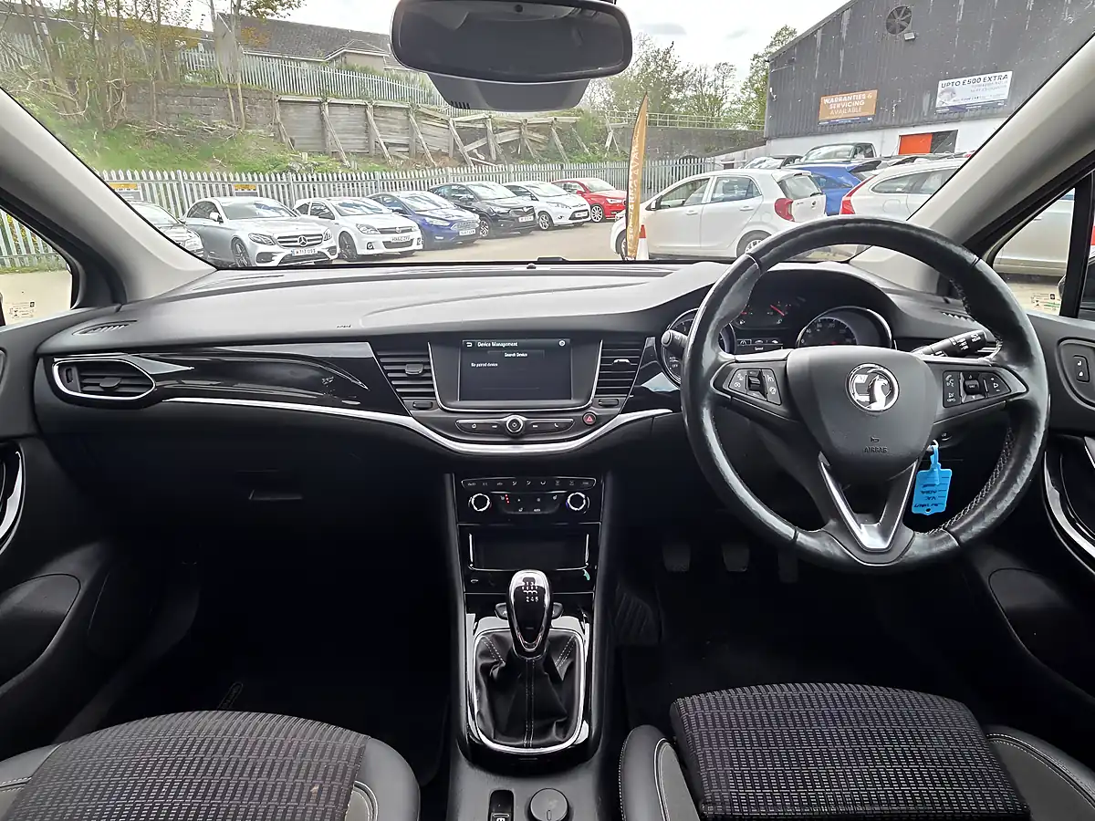 Used 2021 Vauxhall Astra Griffin Edition White - Interior and Exterior details 7